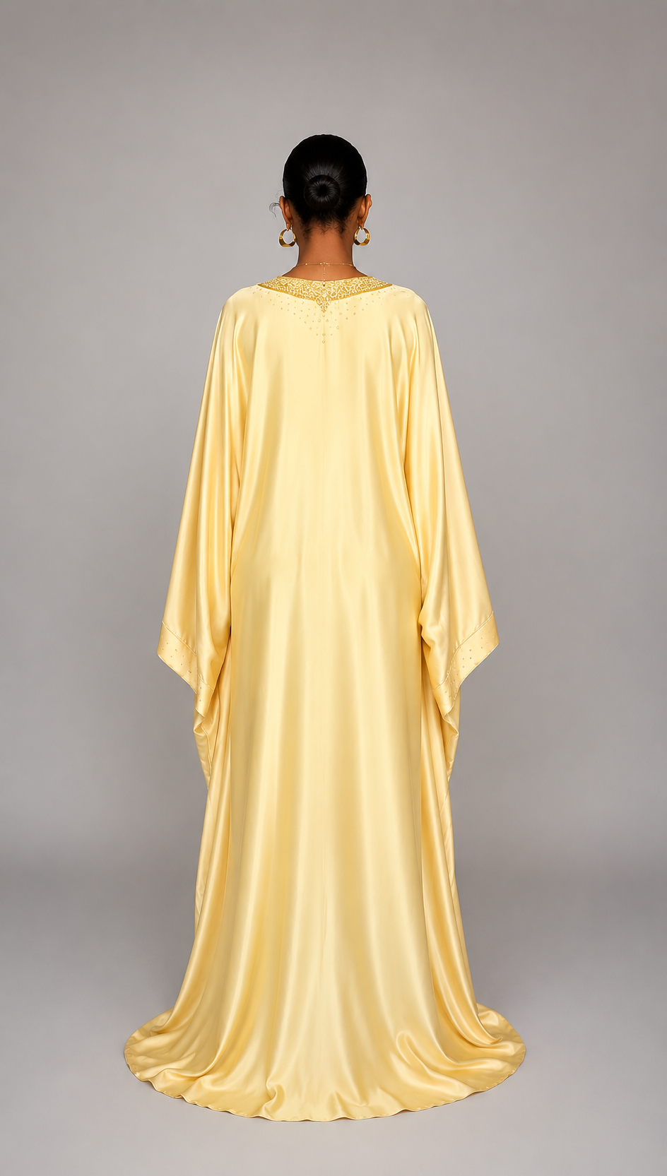 Zayna Abaya
