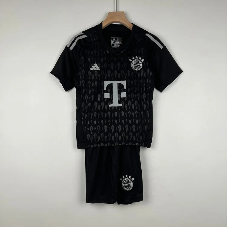 Kids Kit FC Bayern Munich 2023/24 - FC90